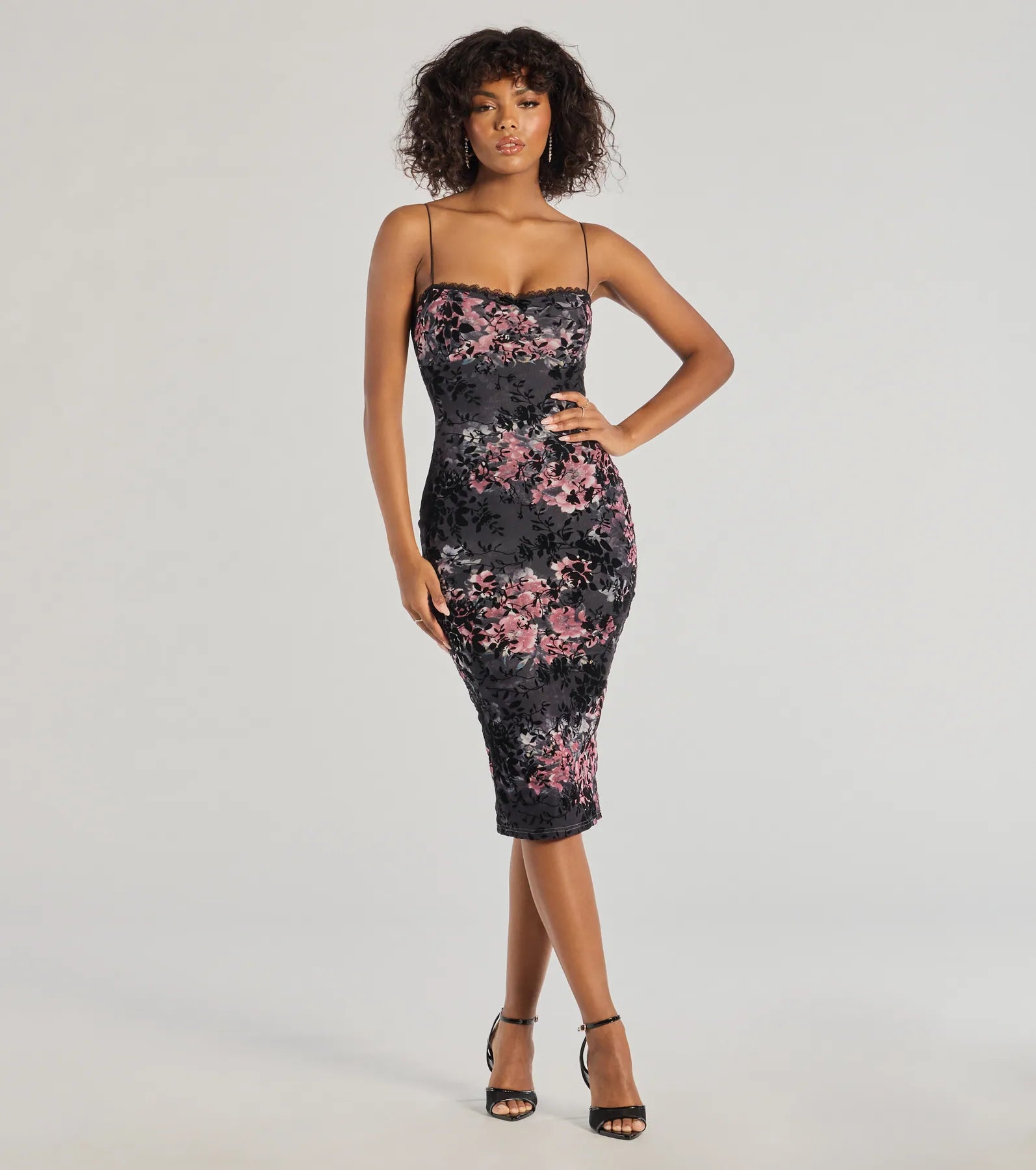 Beautiful necklaces and pendants with butterfly motifs for a whimsical style-Flawless Look Flocked Floral Mesh Bodycon Midi Dress