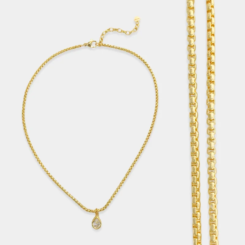 Elegant necklaces and pendants with diamond accents for added sparkle-Cubic Zirconia Gold Teardrop Chain Necklace