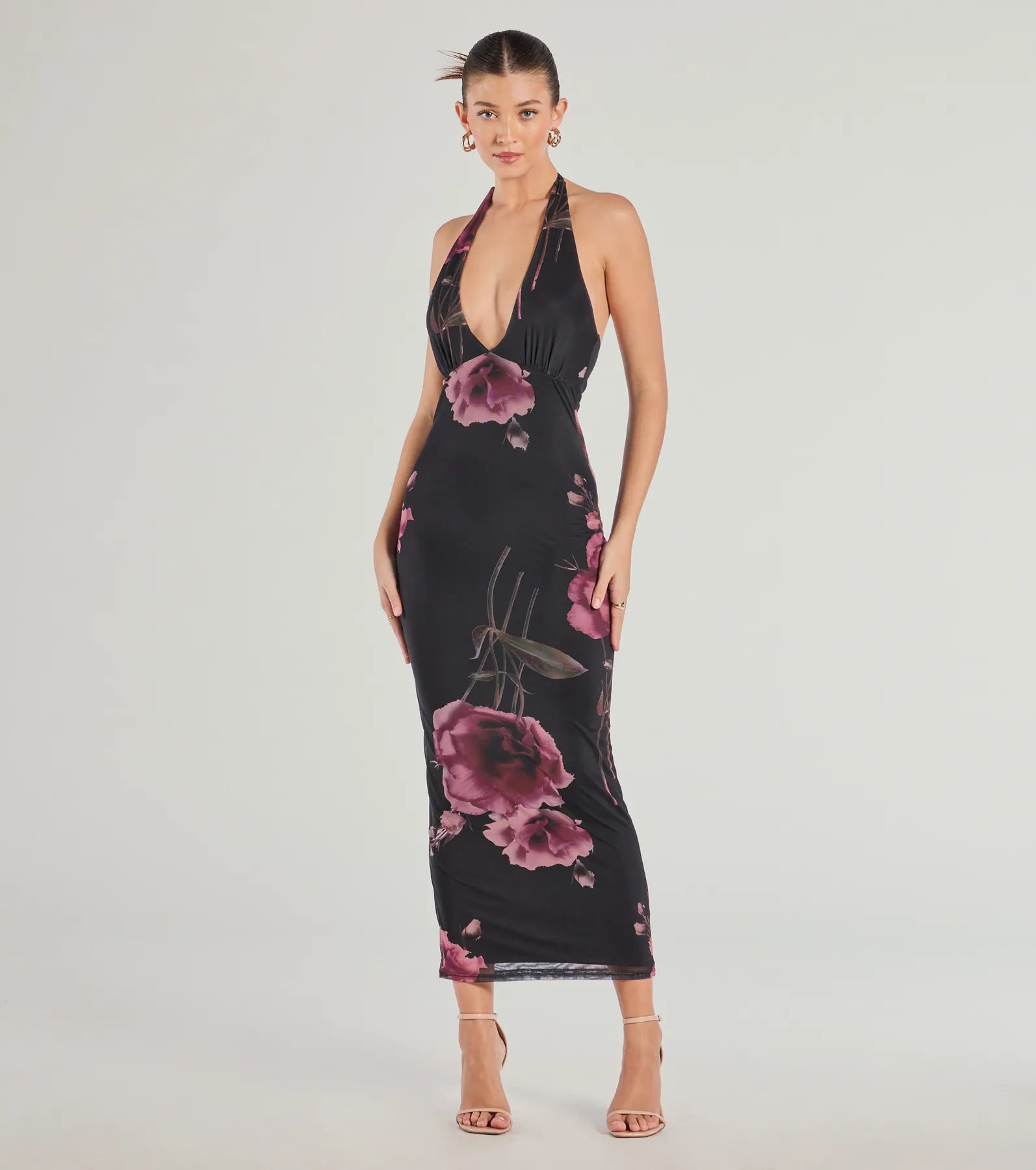 Unique necklaces and pendants with artistic shapes for a creative, one-of-a-kind design-Radiant Blooms Floral Halter Maxi Dress